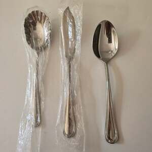 NOS Reed & Barton WOODBURY Butter Knife Sugar and Teaspoon Stainless Flatware